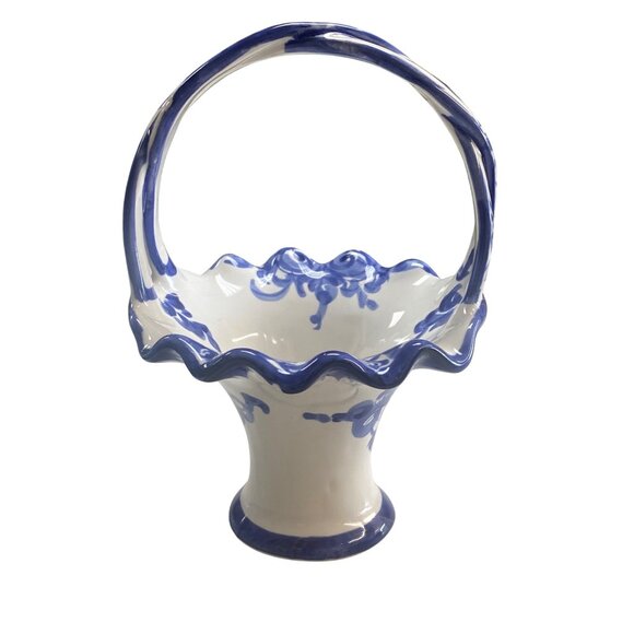 Hand-Painted Blue & White Ceramic Basket Vase With Floral Design Made In Portuga - Picture 3 of 9